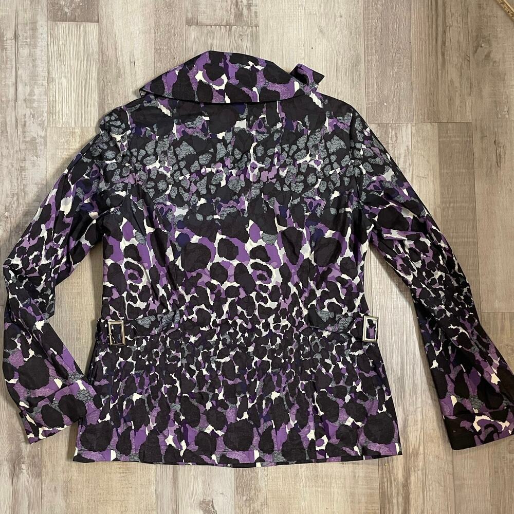 Chico’s Zenergy Women’s Medium Rain Jacket Purple Black Zip Up Lightweight - Picture 11 of 15